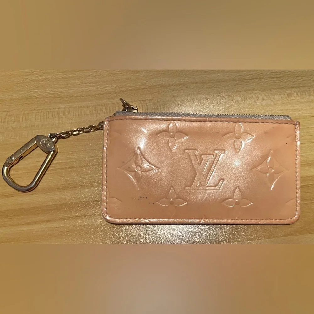 Louis Vuitton Key Cles Pochette Keychain Change Monogram Vernis Coin Pouch LV - Picture 3 of 14